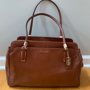 Beautiful brown leather Coach handbag